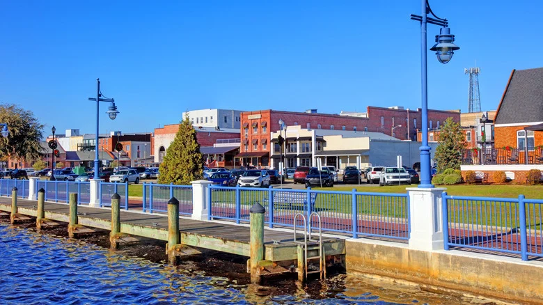 Soak Up the Sun on the Washington Riverfront